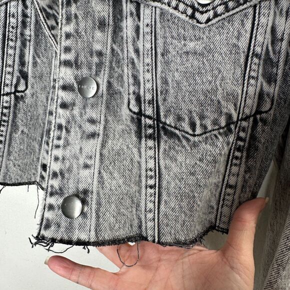 Frame Stonewashed Gray Faded & Distressed Crop Jacket Front Button Raw Hem S - Picture 8 of 16
